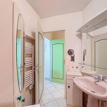 La Fregate-9 By Interhome شقة فو سور ميه